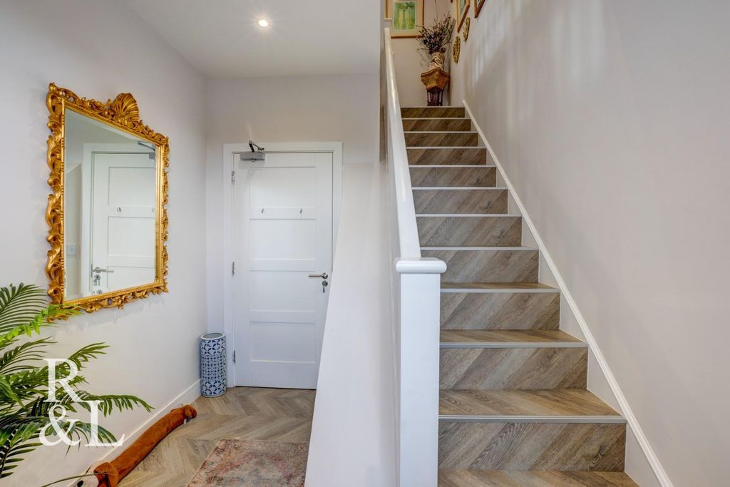 Additional image 3 of 2 bed flat for saleKilwardby Street, Ashby-De-La-Zouch LE65