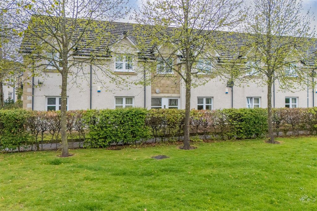 Additional image 16 of 2 bed flat for sale18 Strae Brigs, St. Boswells, Melrose TD6