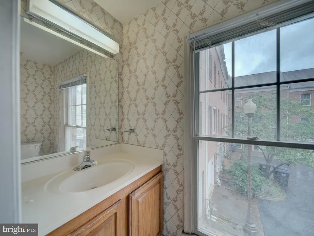 Additional image 15 of 881-A Barnaby Street SE, Washington, DC 20032