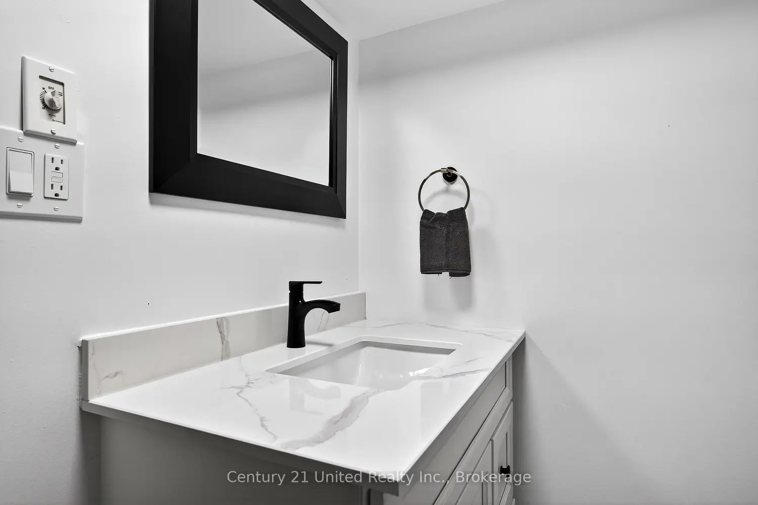 Additional image 16 of 1309 Scollard Drive