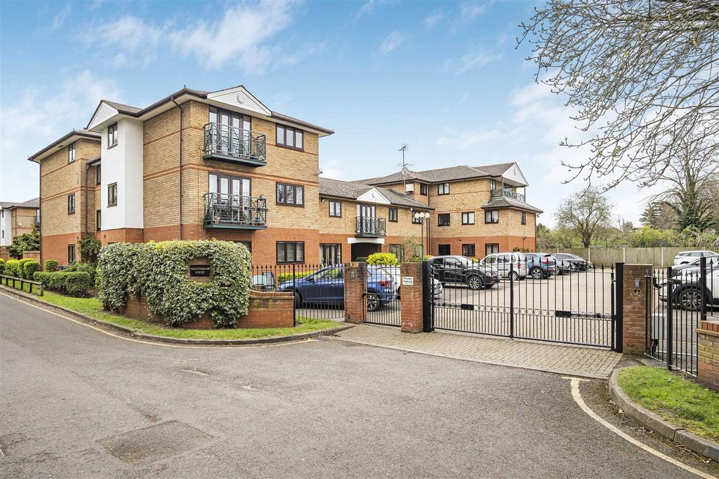 Additional image 16 of 1 bed flat for saleShaftesbury Court, Ludlow Road, Maidenhead SL6
