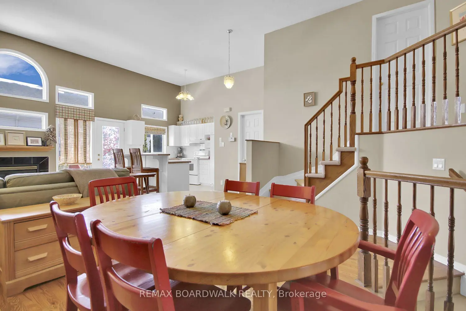 5 Maple Park Private