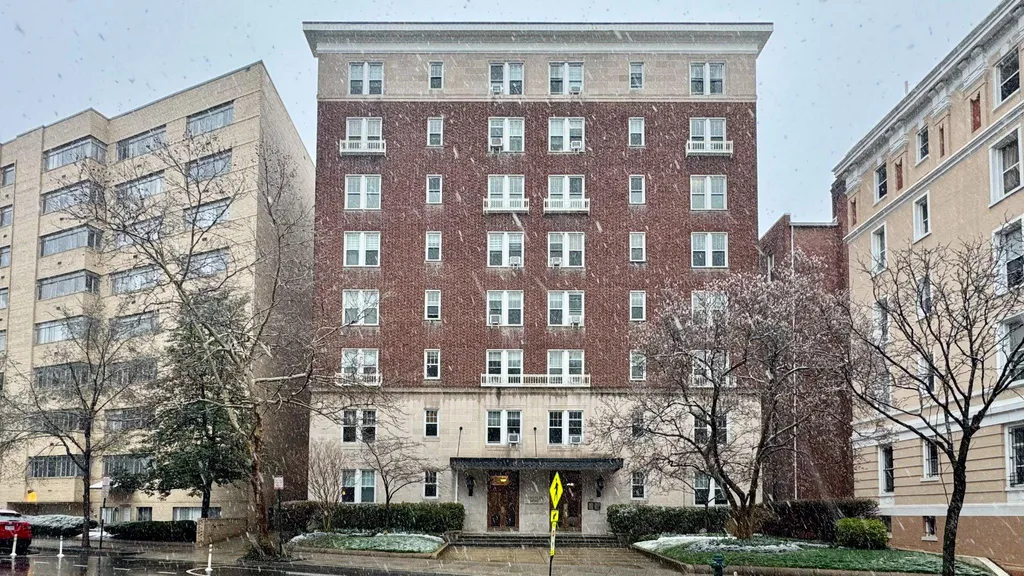 Additional image 12 of 1954 Columbia Road NW Unit 105, Washington, DC 20009
