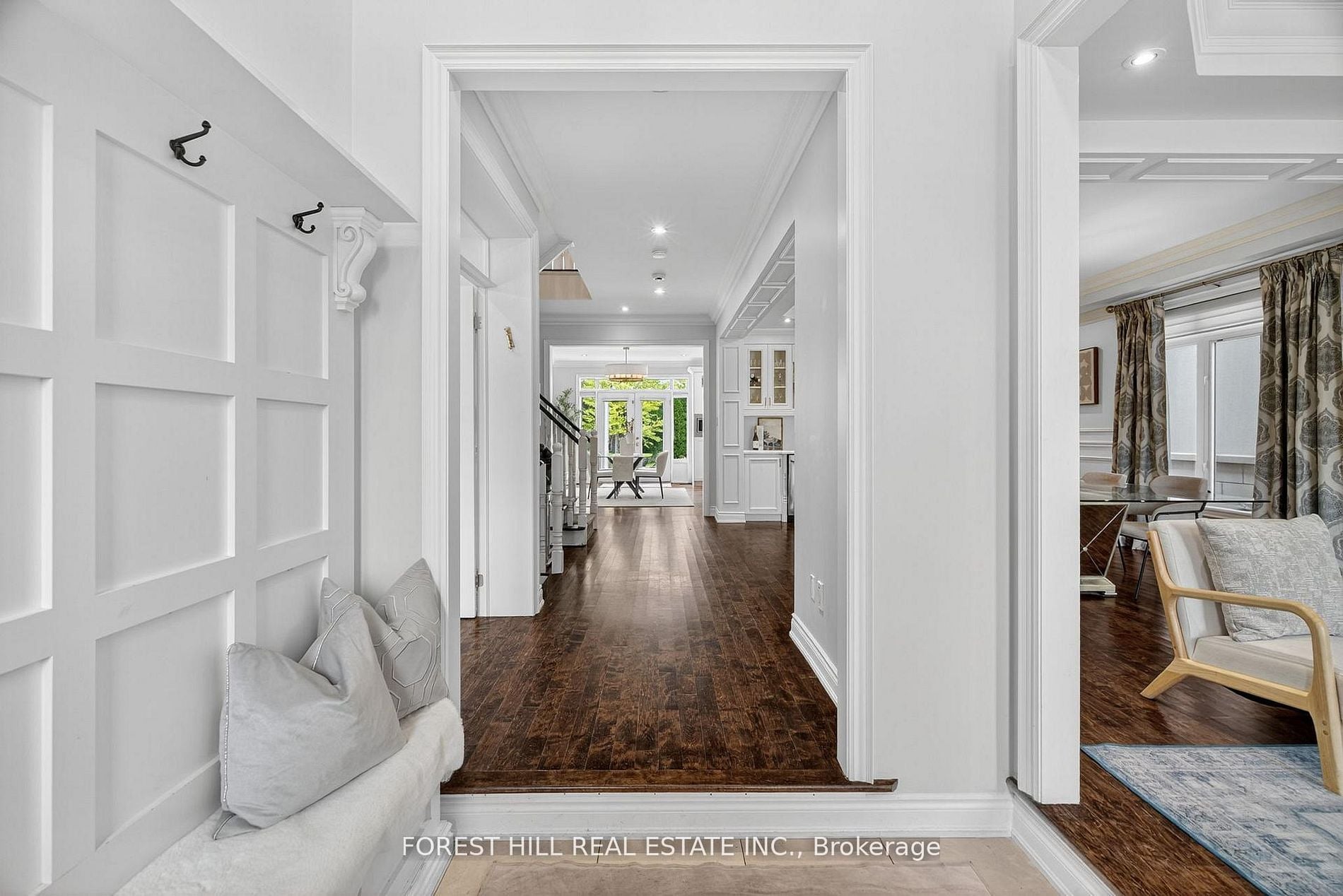 Additional image 3 of 110 Cook's Mill Crescent, Vaughan, ON, L6A 0L1