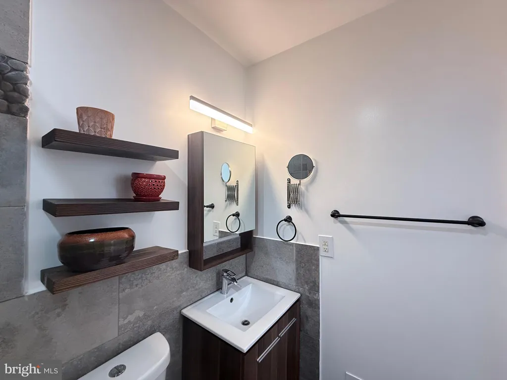 Additional image 38 of 1113 Holbrook Terrace NE, Washington, DC 20002