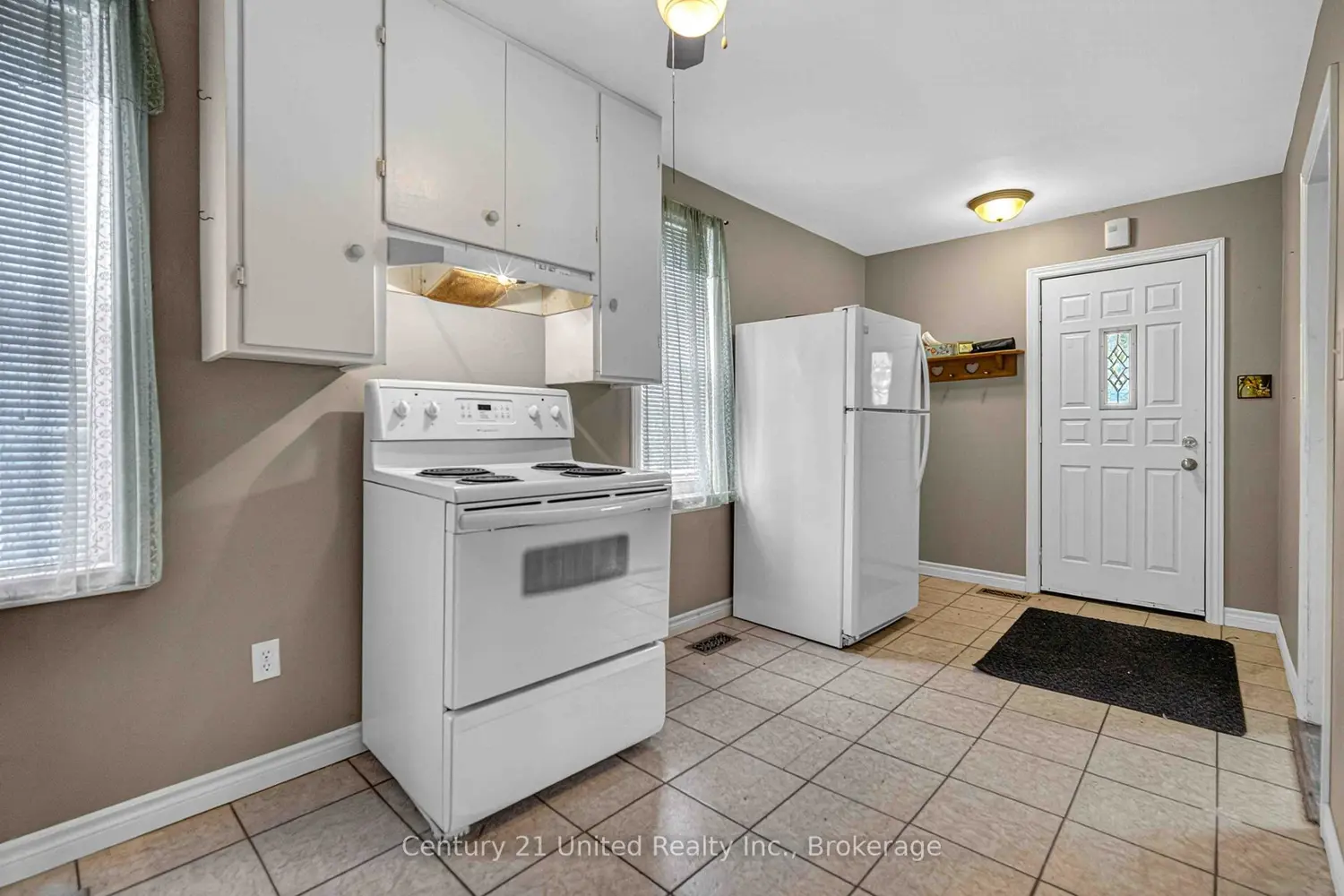 Additional image 4 of 551 Rose Avenue