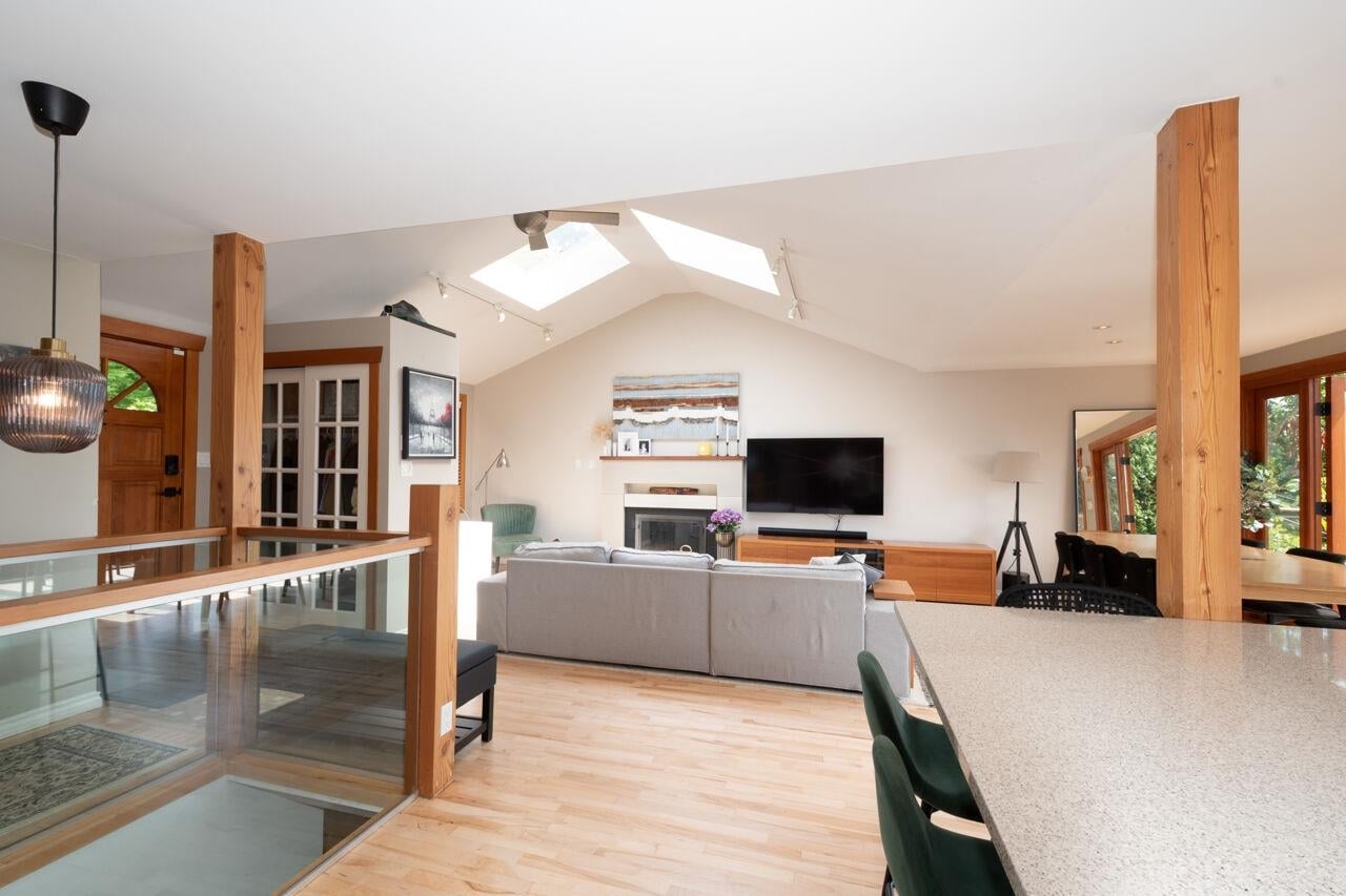 Additional image 5 of 1185 Cloverley Street, North Vancouver, BC, V7L 1N7