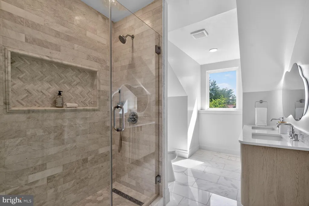 Additional image 26 of 4404 16th Street NW, Washington, DC 20011