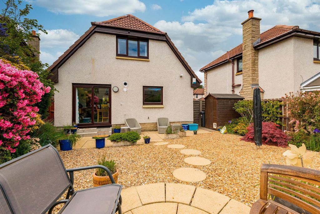 Additional image 33 of 3 bed detached house for sale65 Carnbee Park, Liberton, Edinburgh EH16