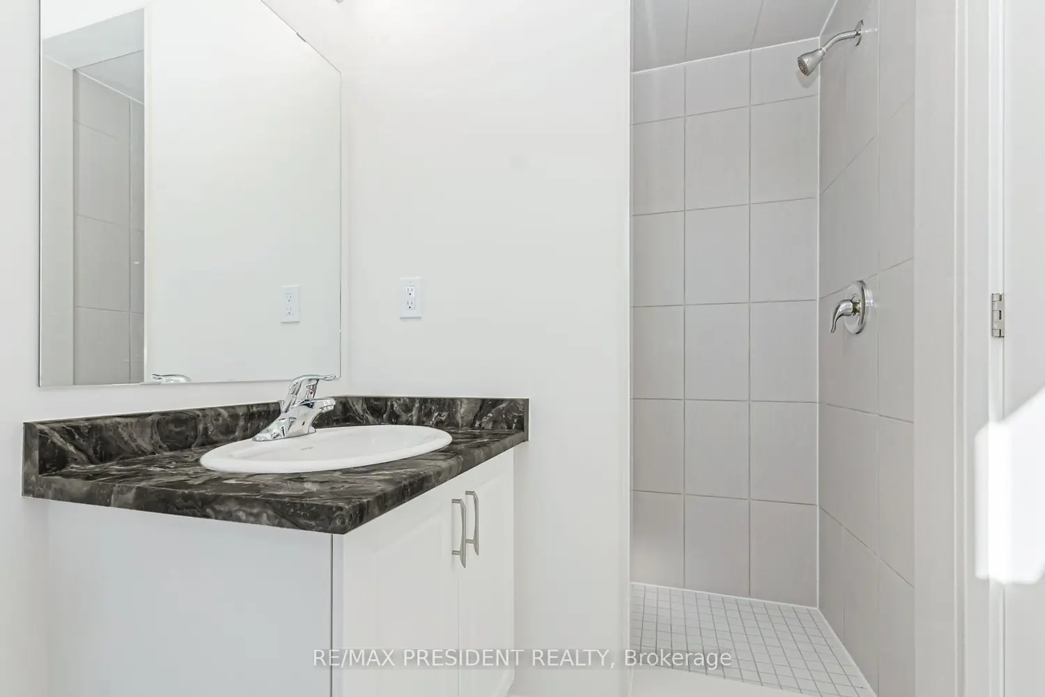 Additional image 16 of 39 Henshaw Drive