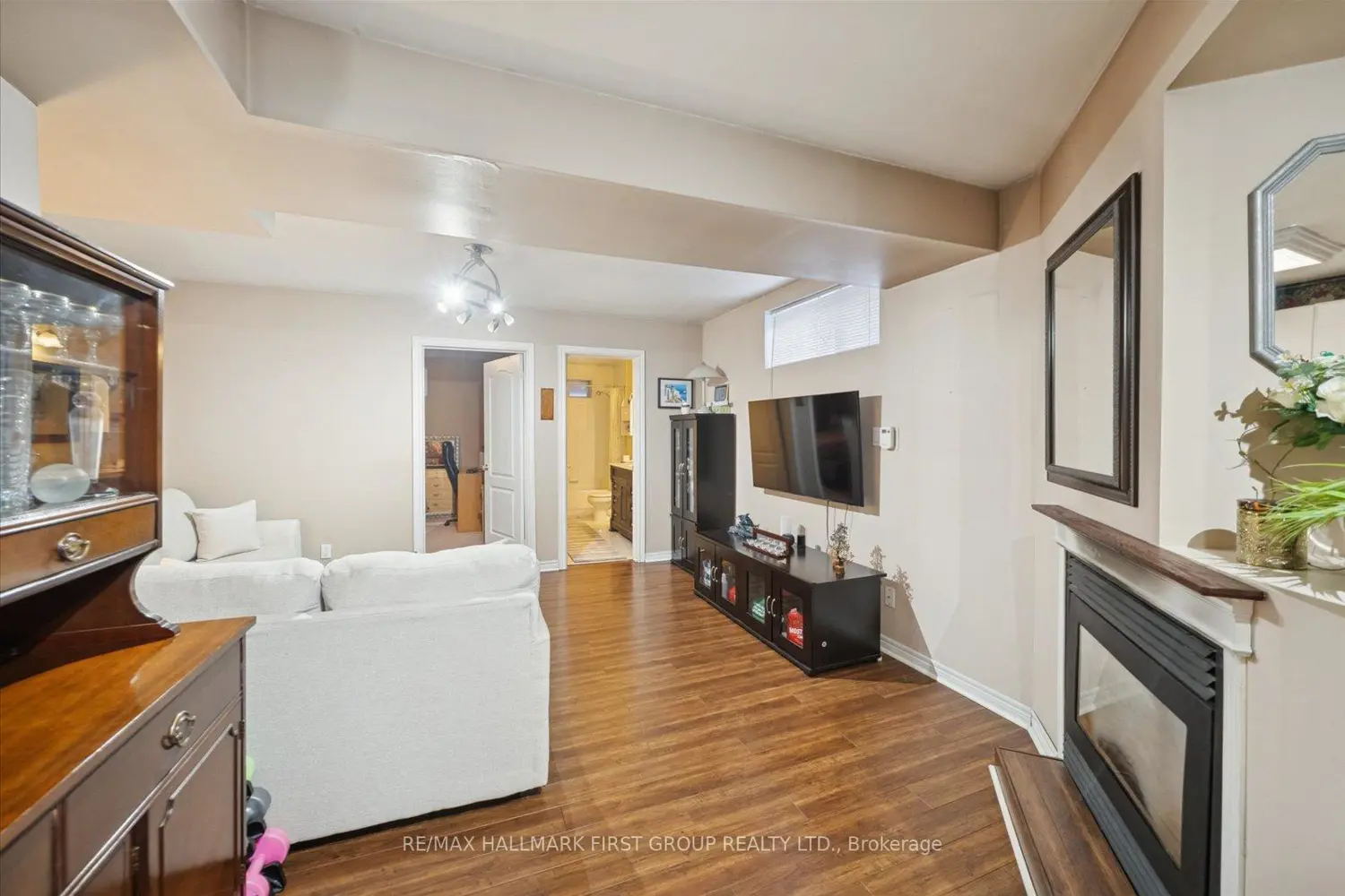 Additional image 9 of 1779 Woodview Avenue