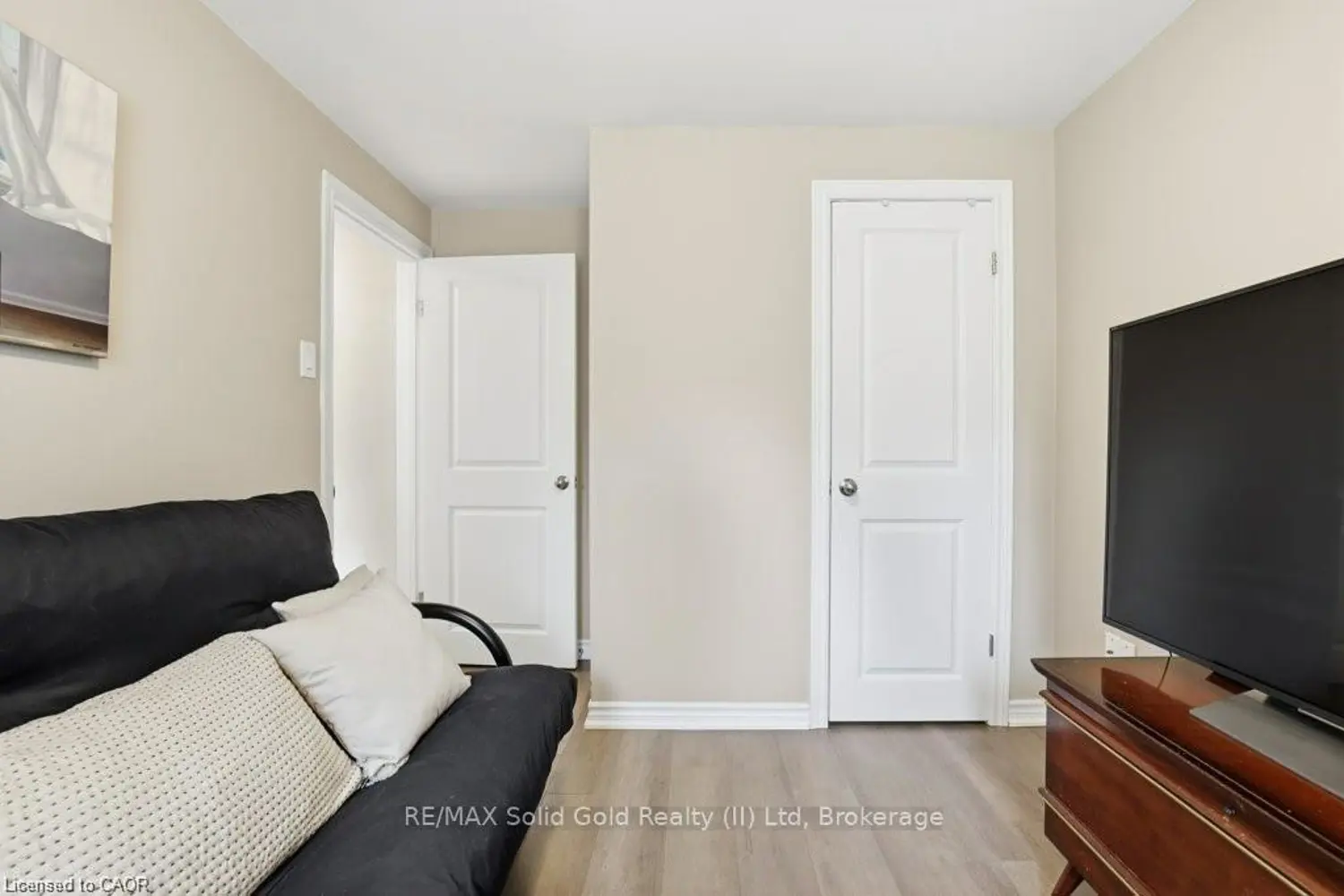 Additional image 11 of 81 North Park Crescent