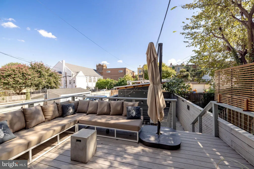 Additional image 21 of 619 10th Street NE, Washington, DC 20002