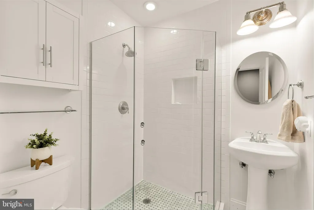 Additional image 18 of 1470 Chapin Street NW Unit 3, Washington, DC 20009