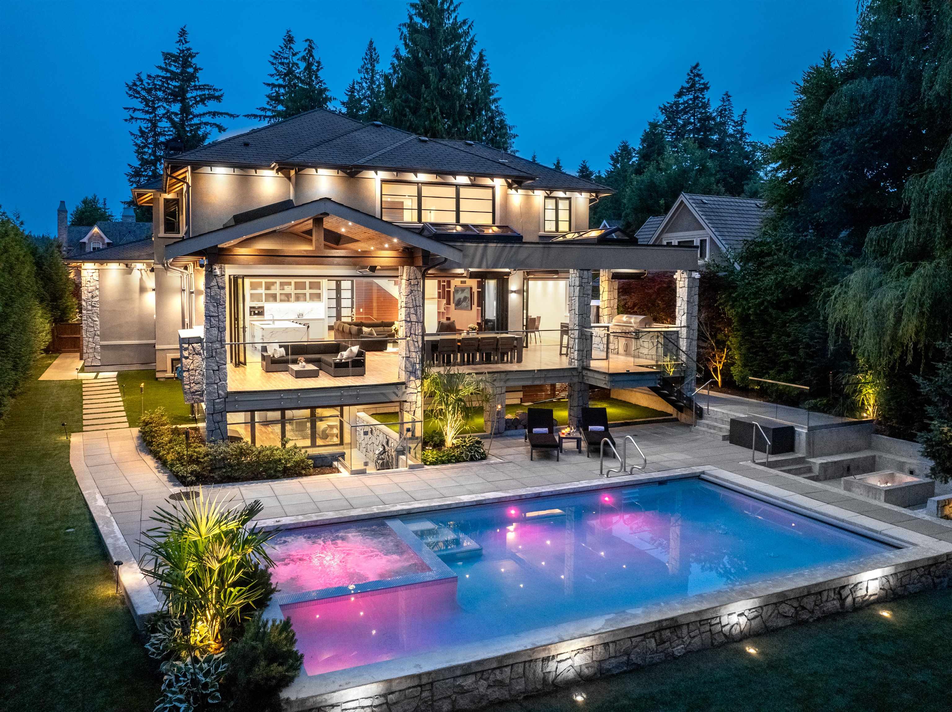 14073 34a Avenue, Surrey, BC, V4P 0A8