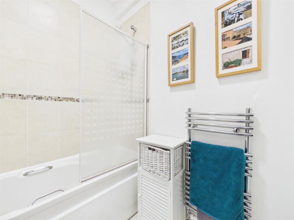 Additional image 11 of 2 bed flat for sale64C Crieff Road, Perth PH1