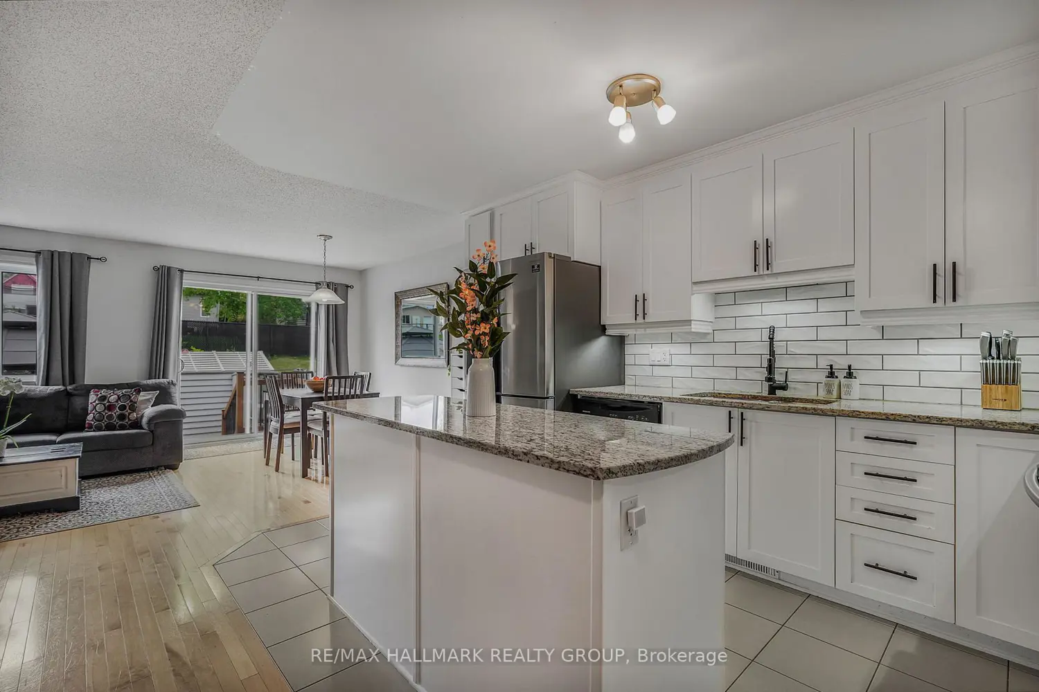 65 Nathalie Street photo 3