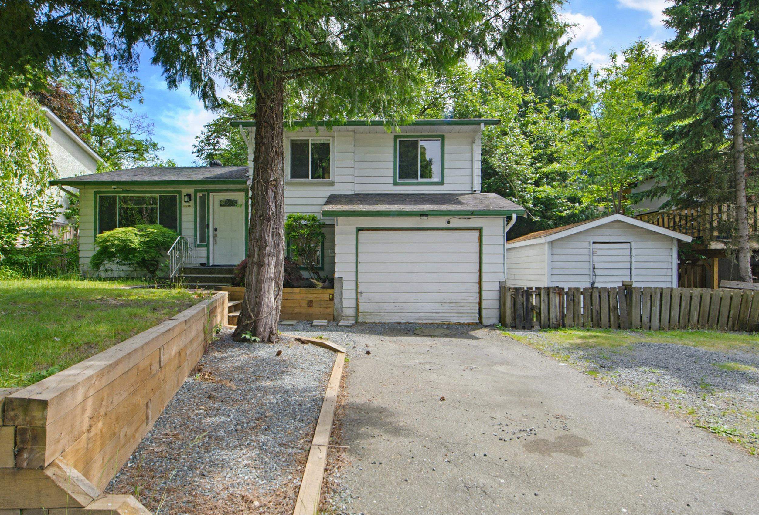 18298 63a Avenue, Surrey, BC, V3S 8A8