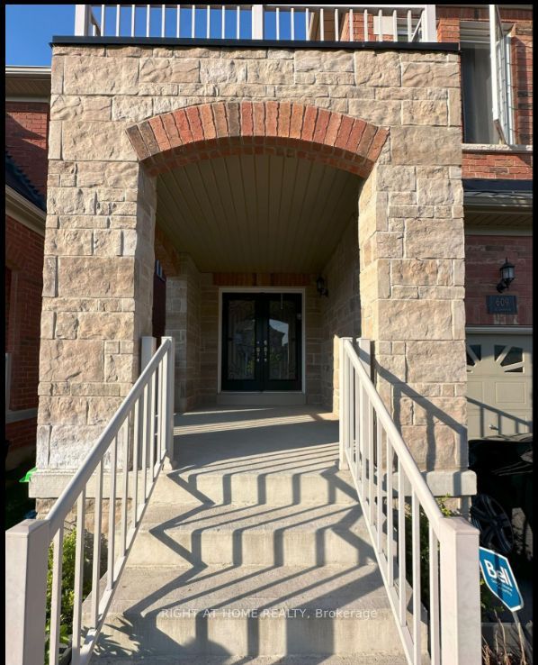 609 Bessborough Drive, Milton, ON, L9T 8V9 photo 2