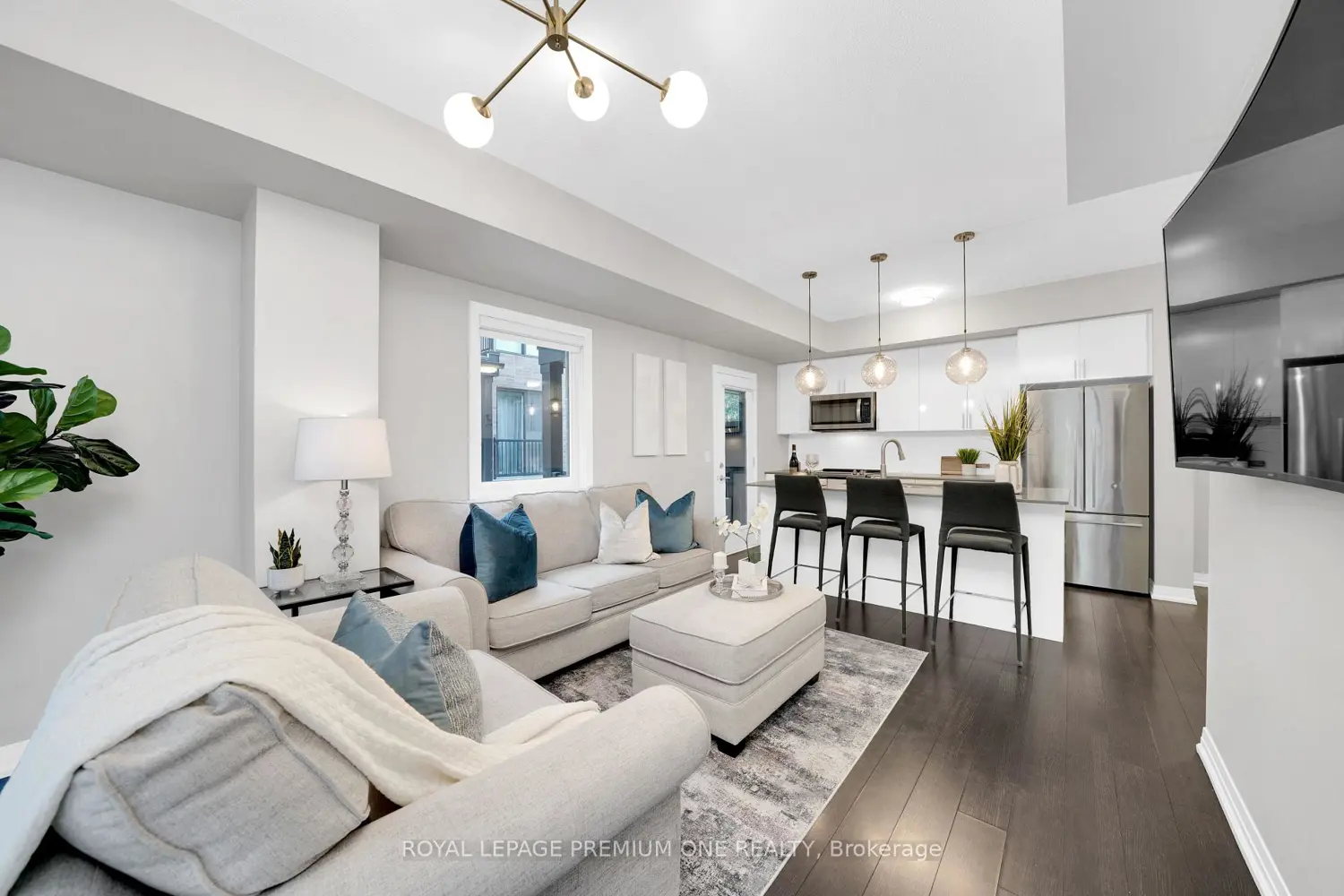 1202 Main Street 108