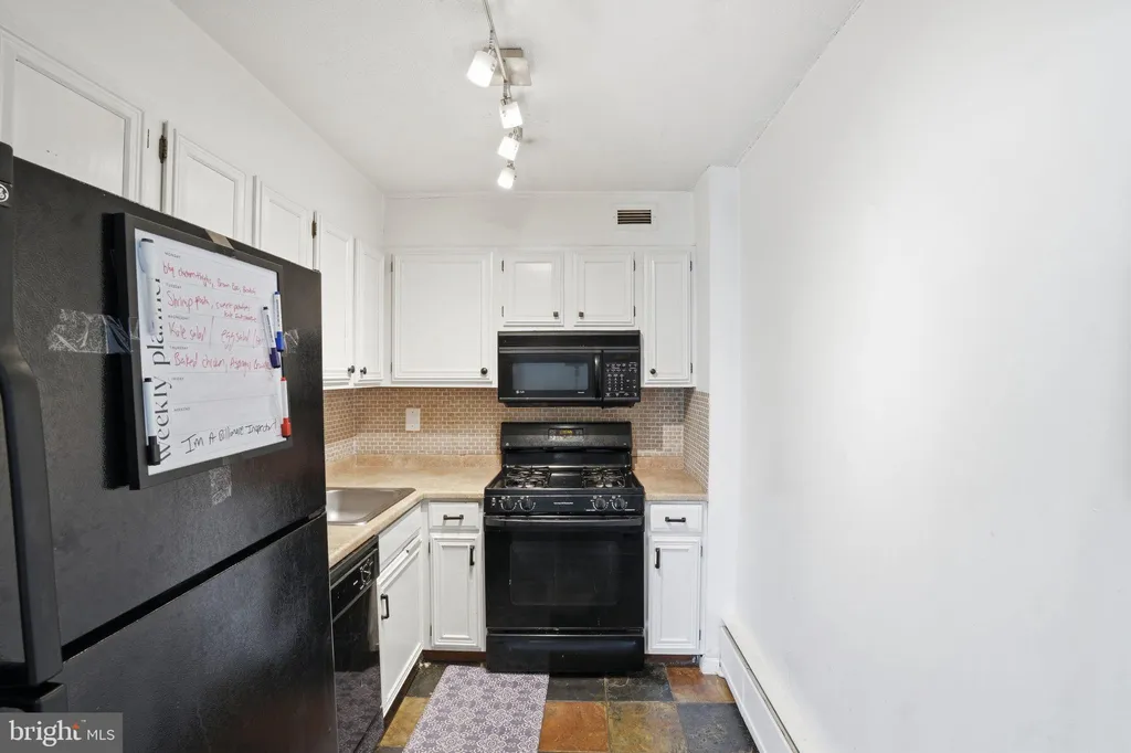 Additional image 7 of 490 M Street SW Unit W-710, Washington, DC 20024