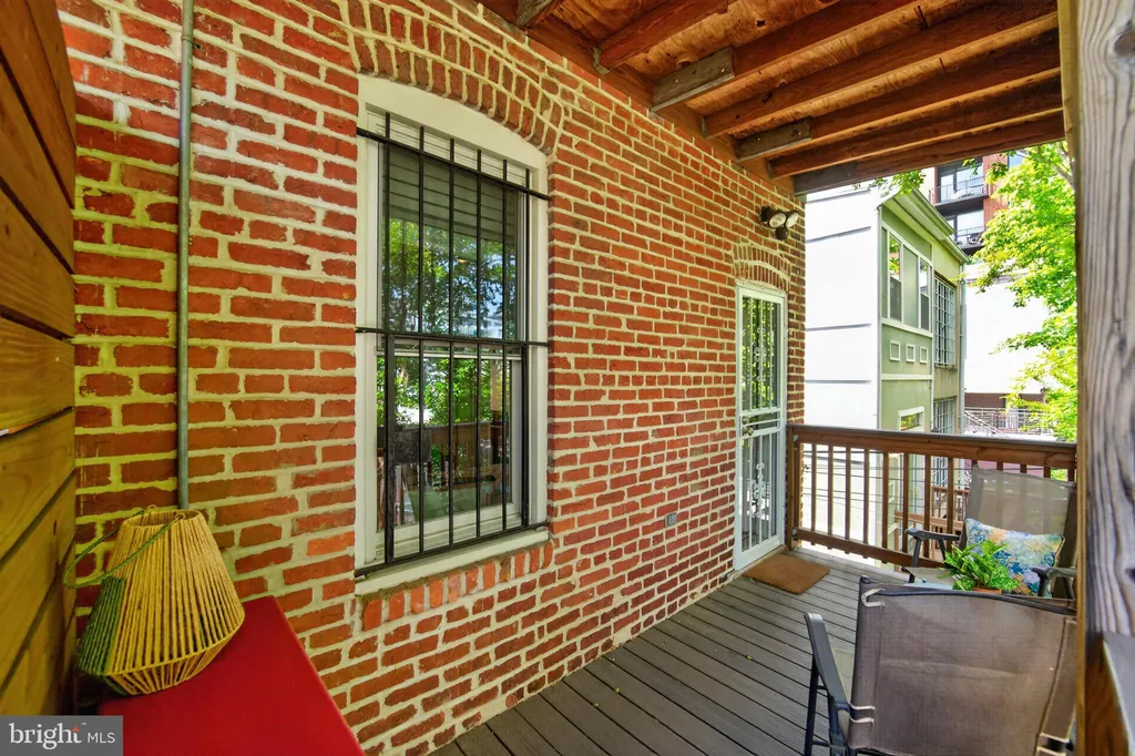 Additional image 27 of 719 5th Street NE Unit 3, Washington, DC 20002