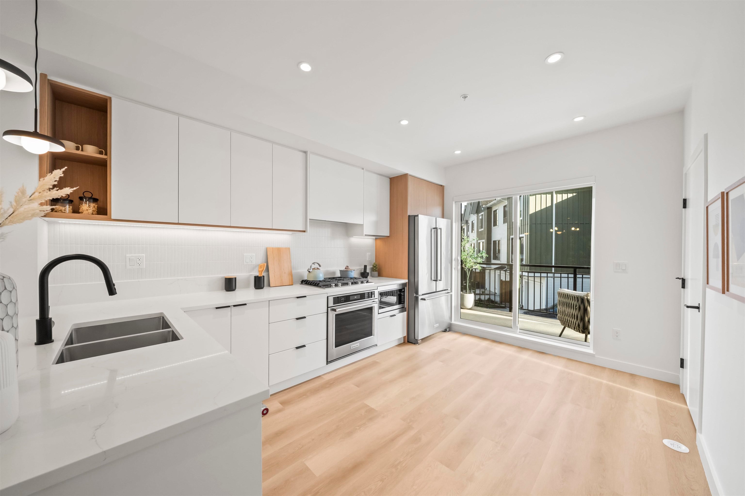 Additional image 4 of 10-388 Duncan Street, New Westminster, BC, V3M 0P9