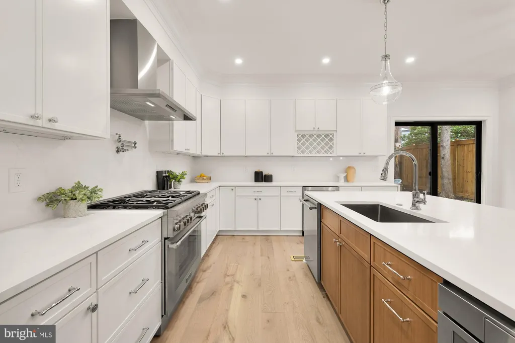 Additional image 21 of 7928 16th Street NW, Washington, DC 20012