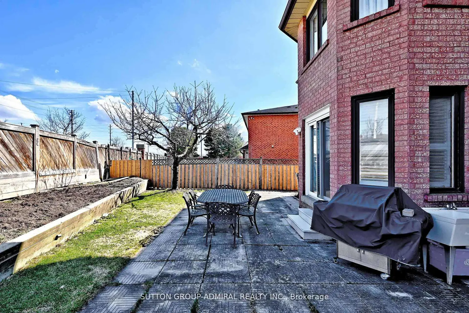 Additional image 20 of 45 Royal Garden Boulevard