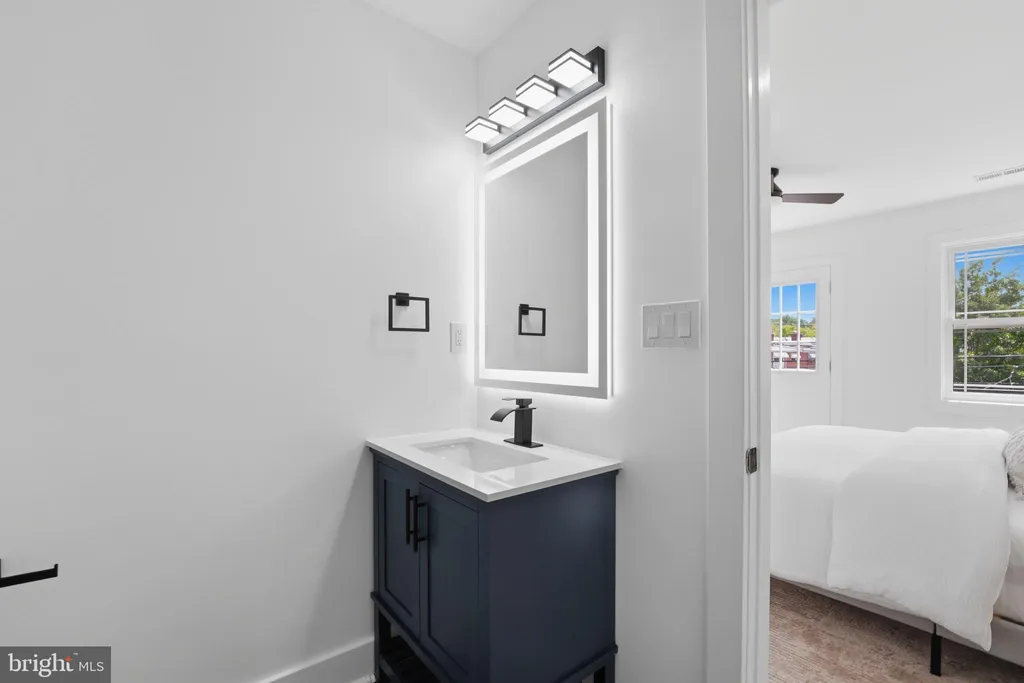 Additional image 26 of 129 Hamilton Street NW, Washington, DC 20011