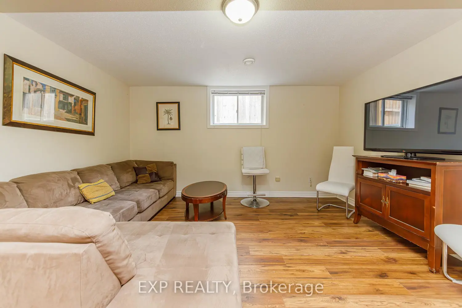 Additional image 8 of 42 Oasis Street