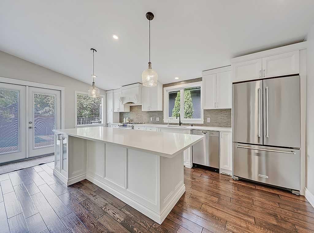 Additional image 3 of 907 Kerfoot Crescent SW, Calgary, AB, T2V2M8