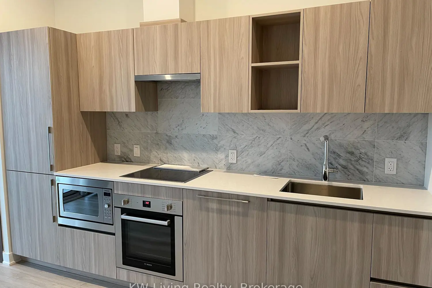 19 Bathurst Street 4202 photo 4