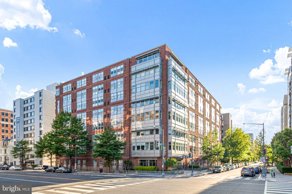 1300 N N Street NW Unit 219, Washington, DC 20005