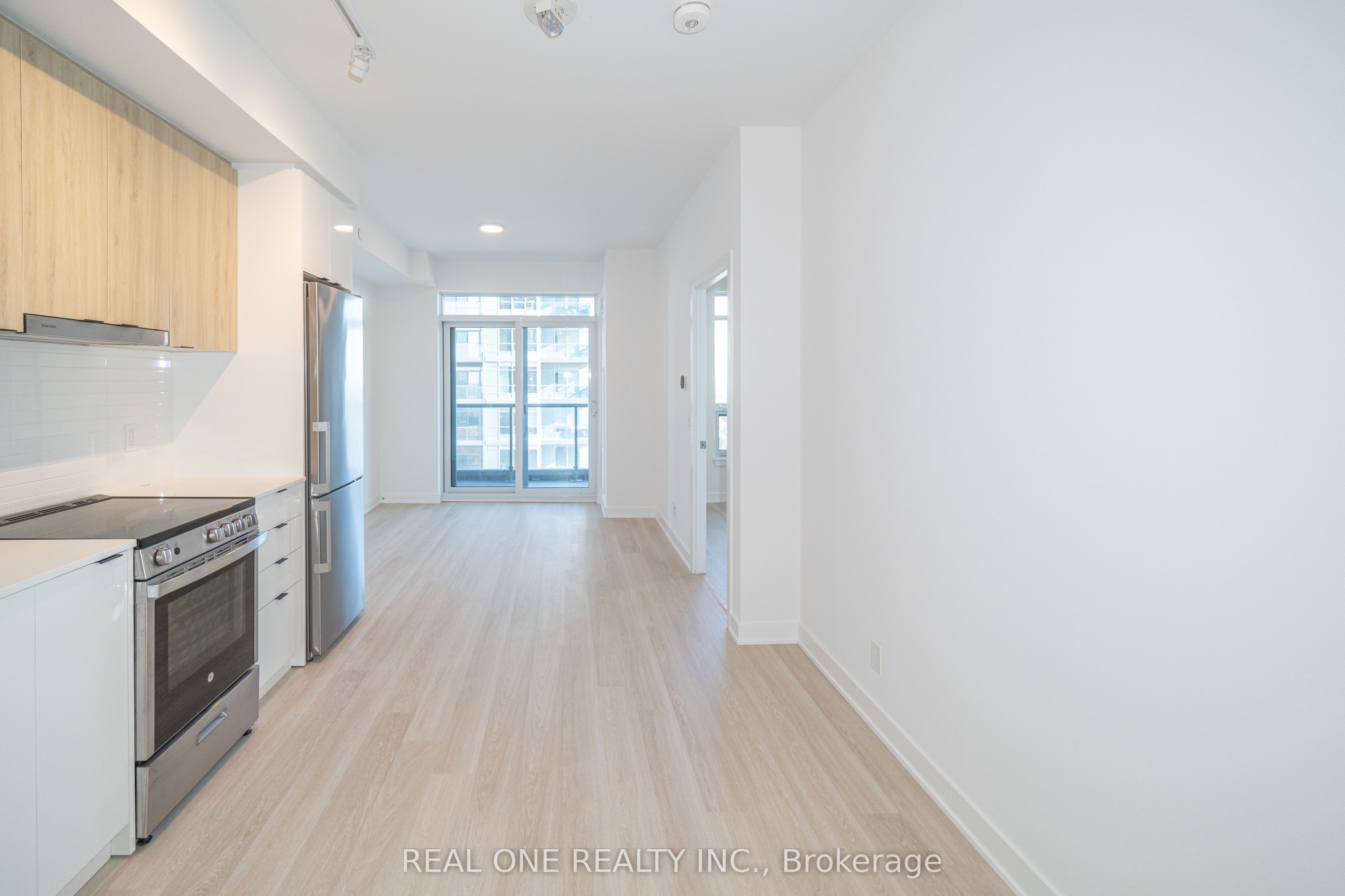 Additional image 6 of 1408-30 Upper Mall Way, Vaughan, ON, L4J 0L7