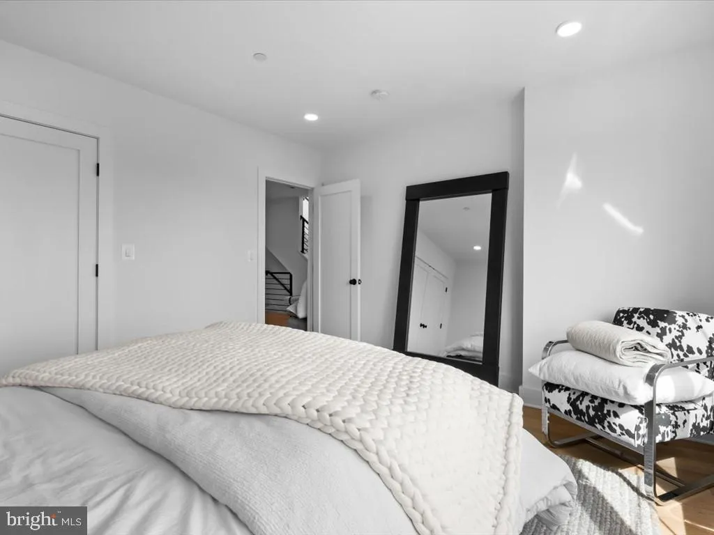 Additional image 16 of 1253 Holbrook Terrace NE Unit B, Washington, DC 20002