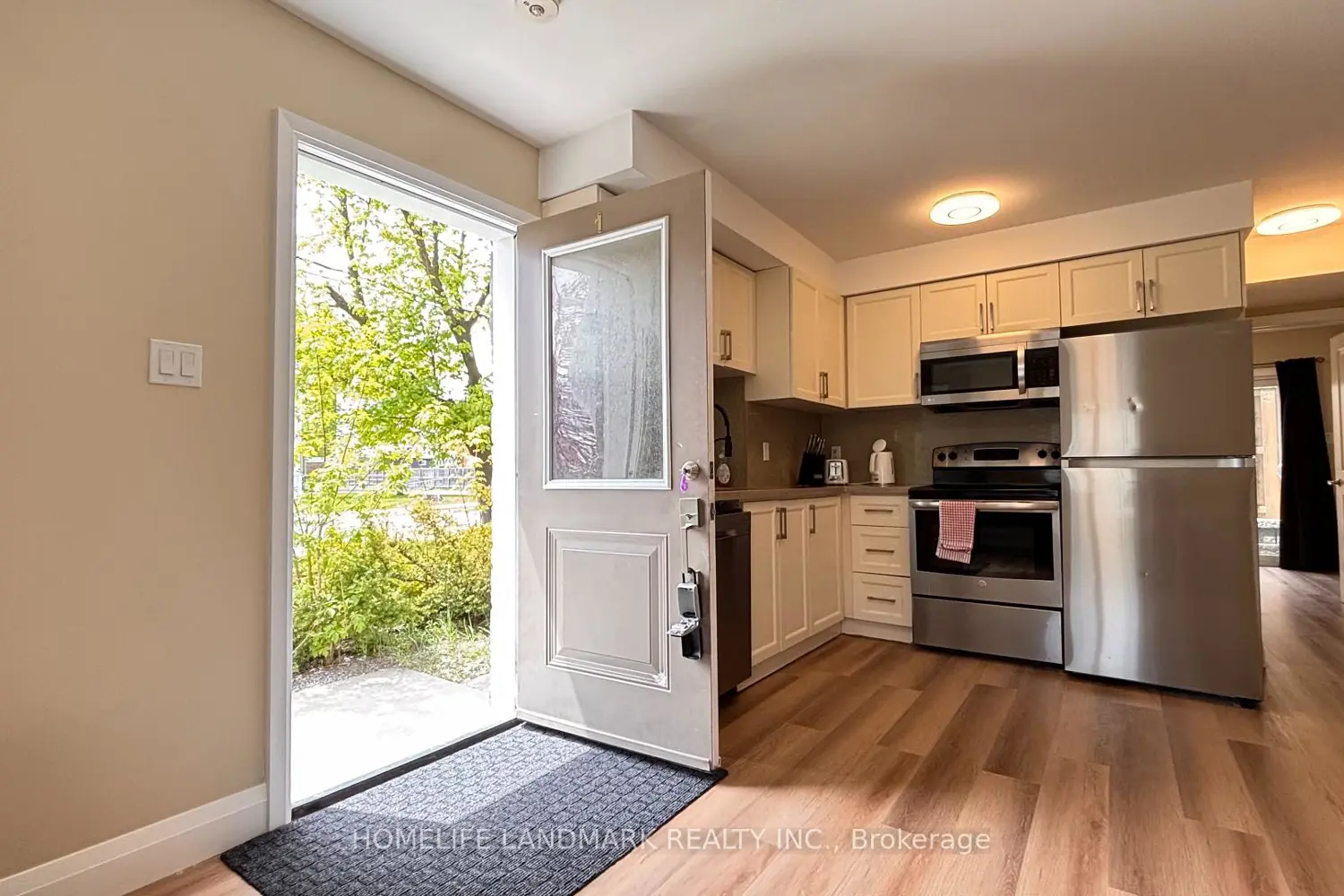 Additional image 2 of 122 Courtland Avenue 1