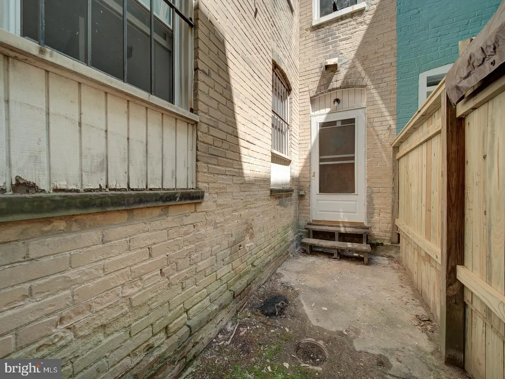 Additional image 41 of 28 Hanover Place NW, Washington, DC 20001