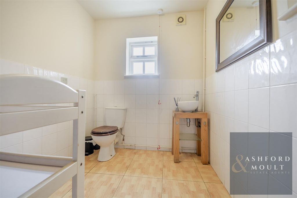 Additional image 30 of 4 bed flat for saleMain Street, Calverton, Nottingham NG14