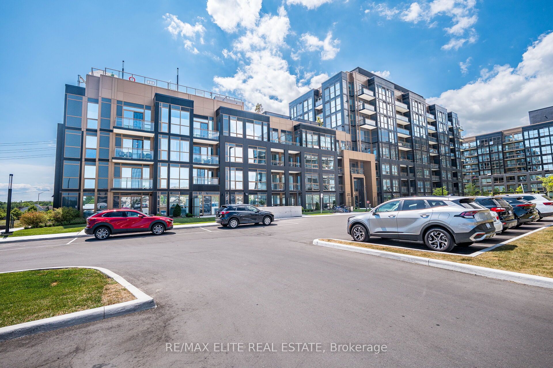 Additional image 2 of 422-2333 Khalsa Gate, Oakville, ON, L6M 4J2