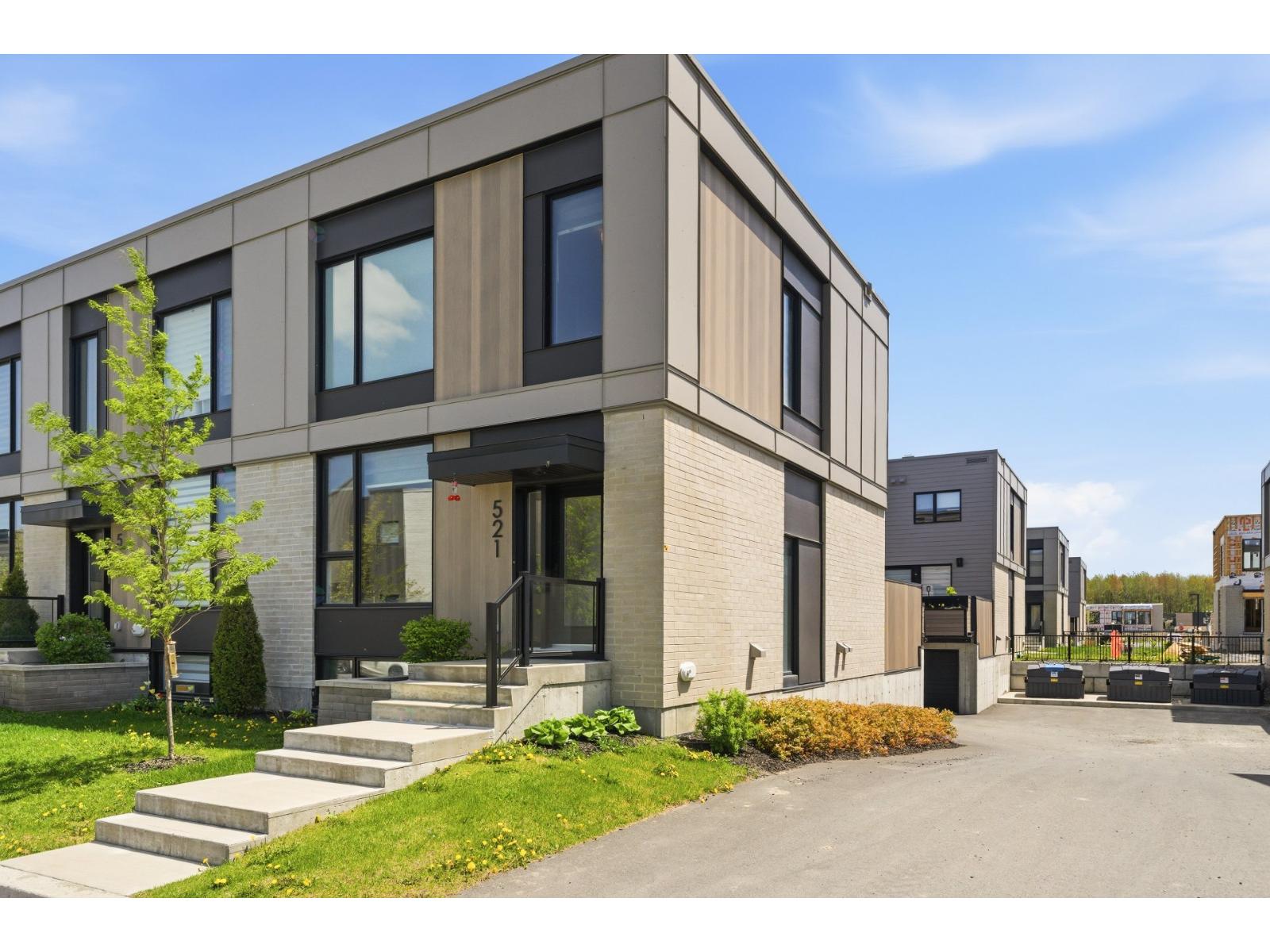 521 Rue Denise-Collette