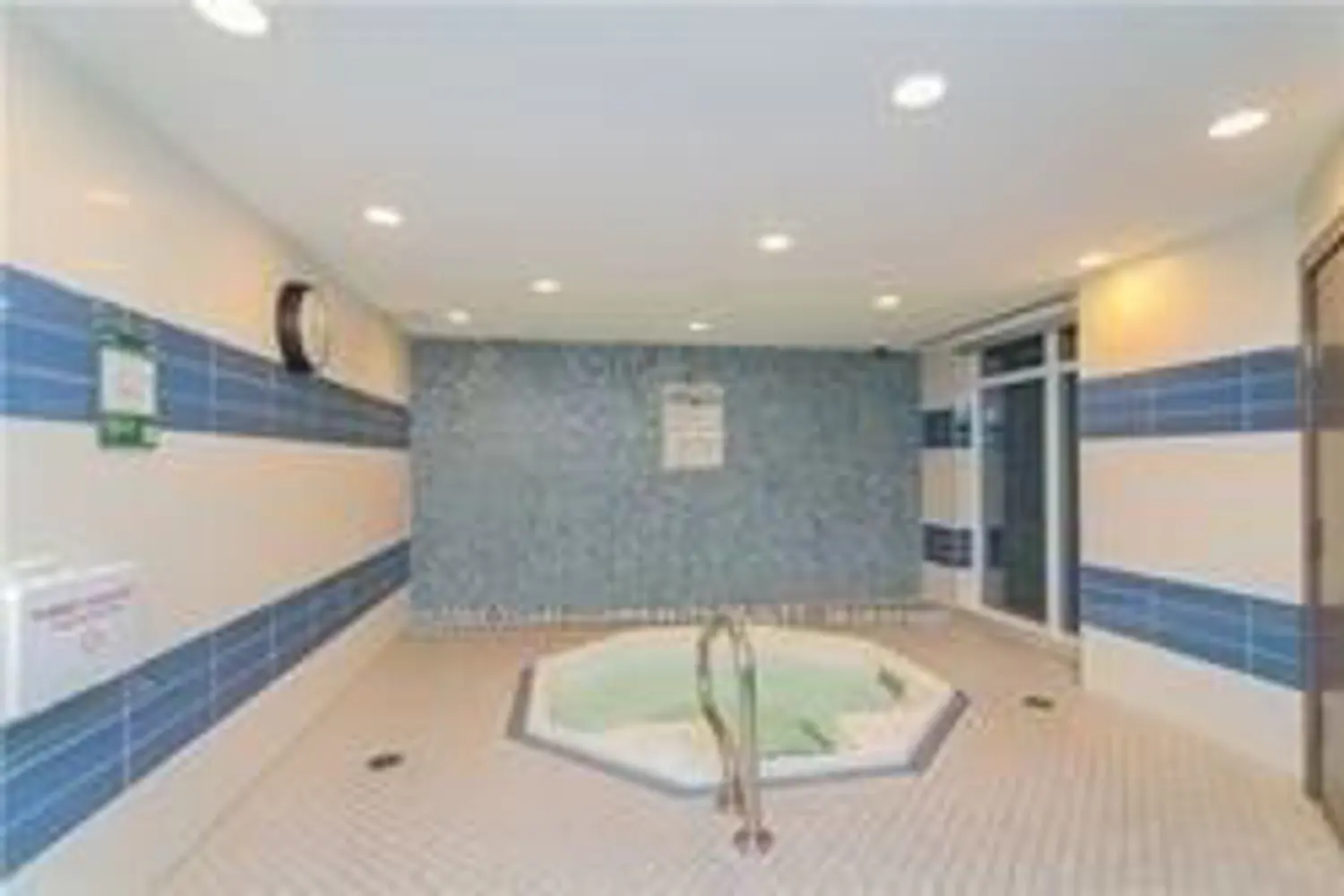 Additional image 18 of 7161 Yonge Street 1133