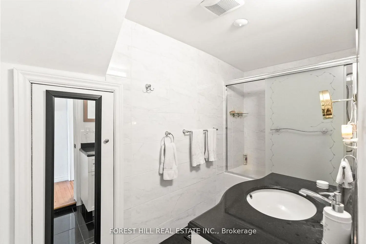 Additional image 8 of 672 Hatton Avenue
