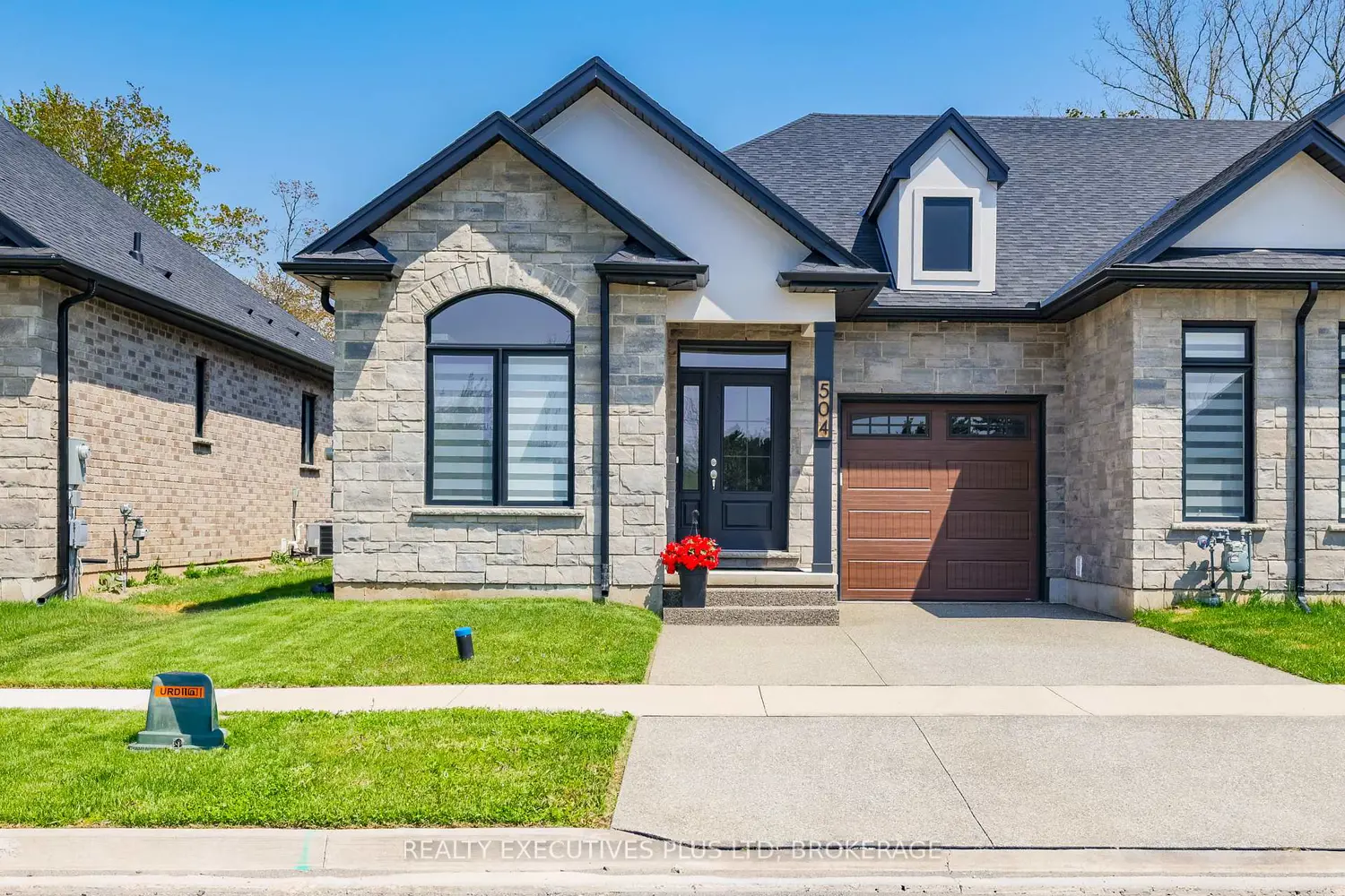504 Royal Ridge Court