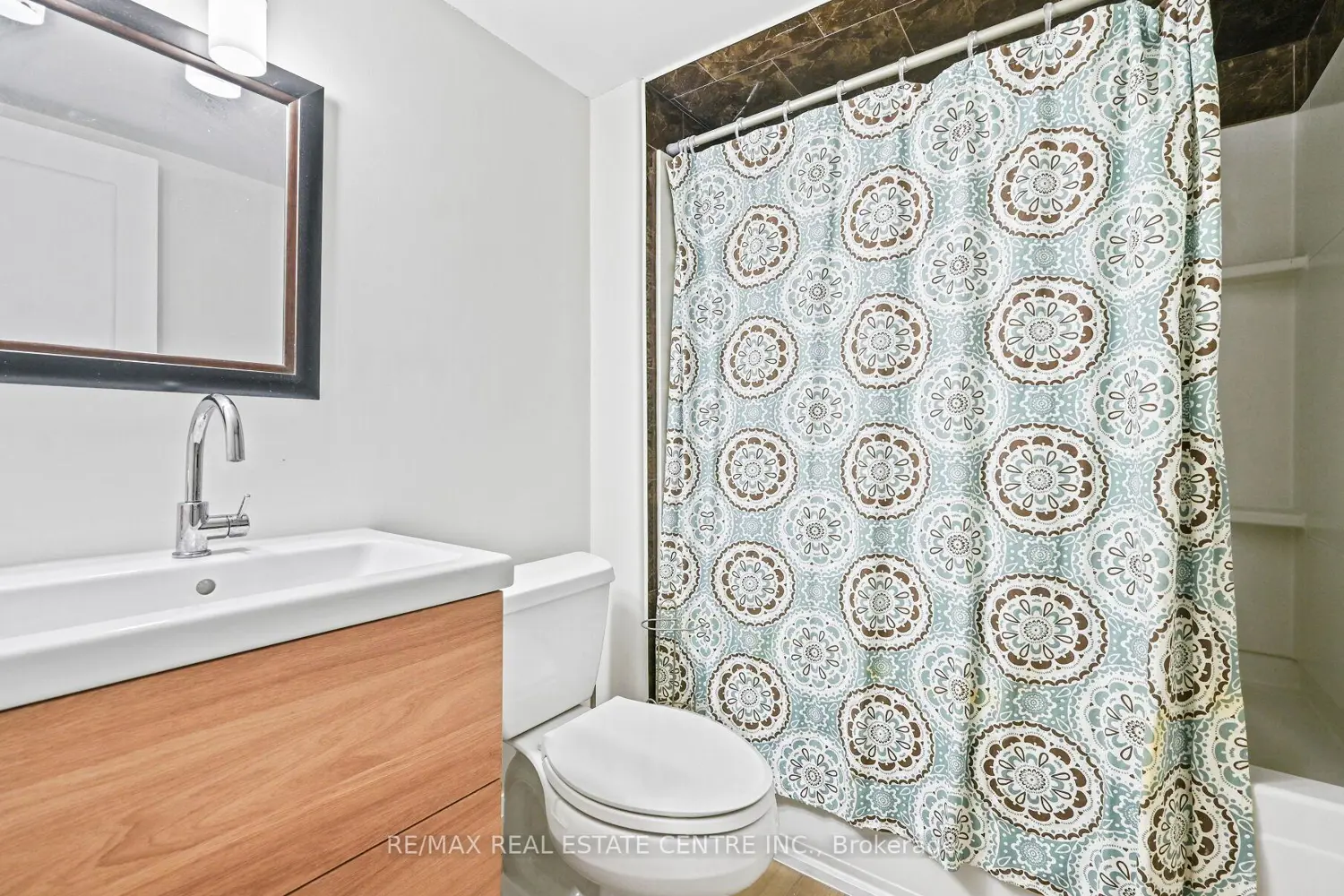 Additional image 18 of 84 Viscount Road