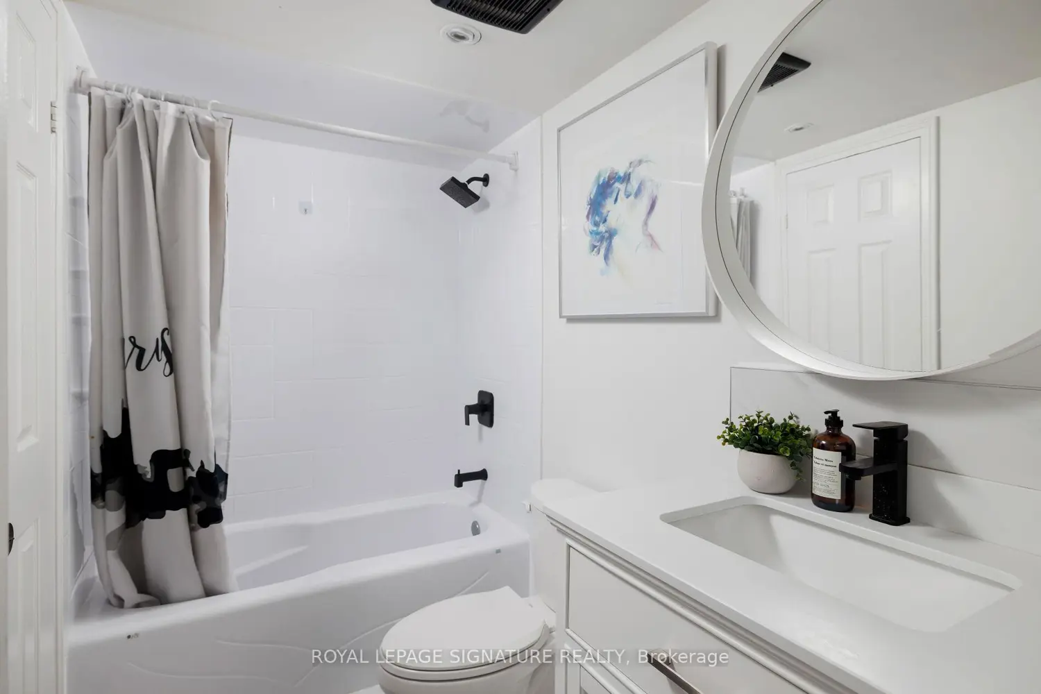 Additional image 10 of 880 Dundas Street 909
