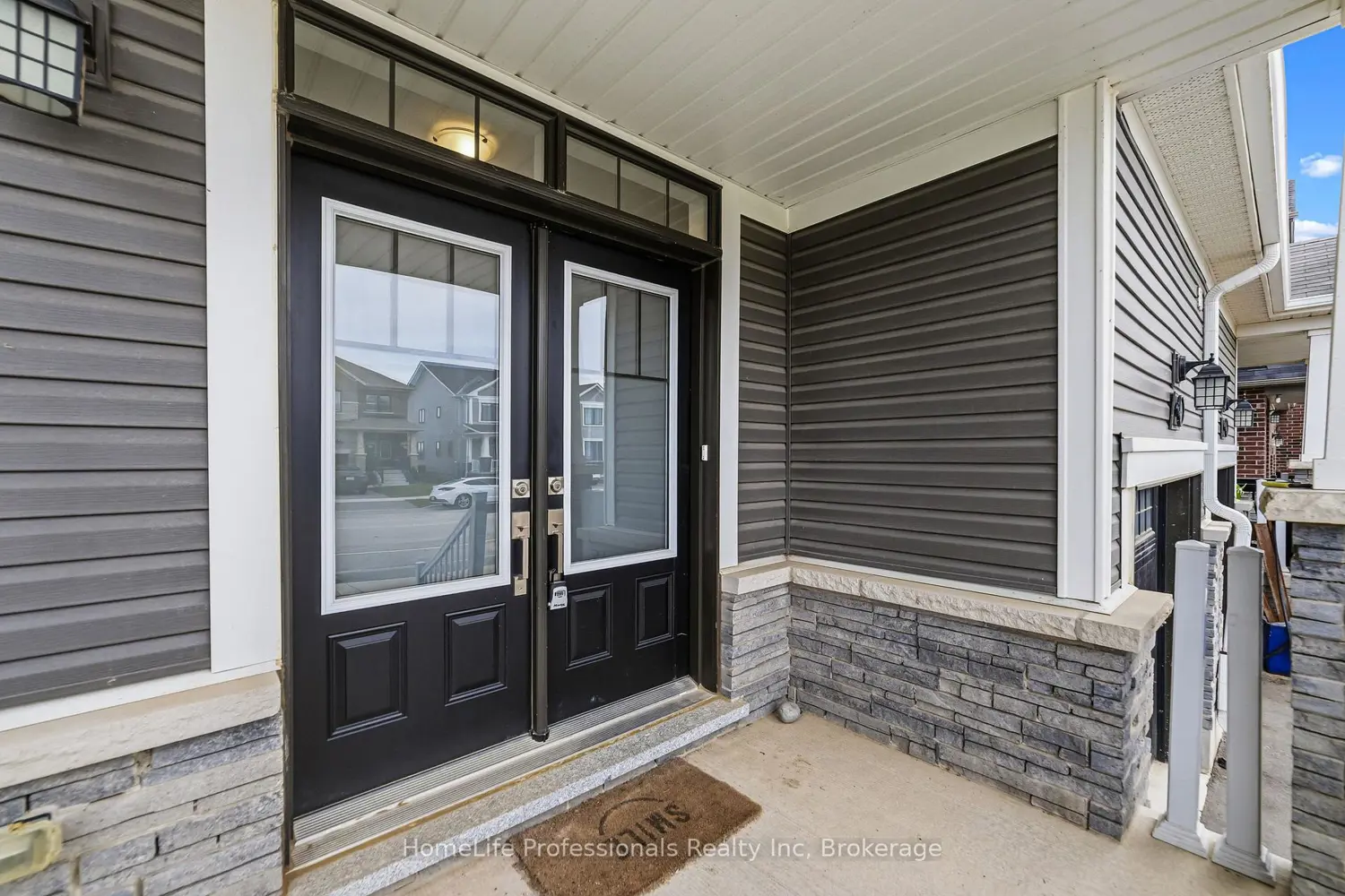 79 Rainbow Drive photo 3