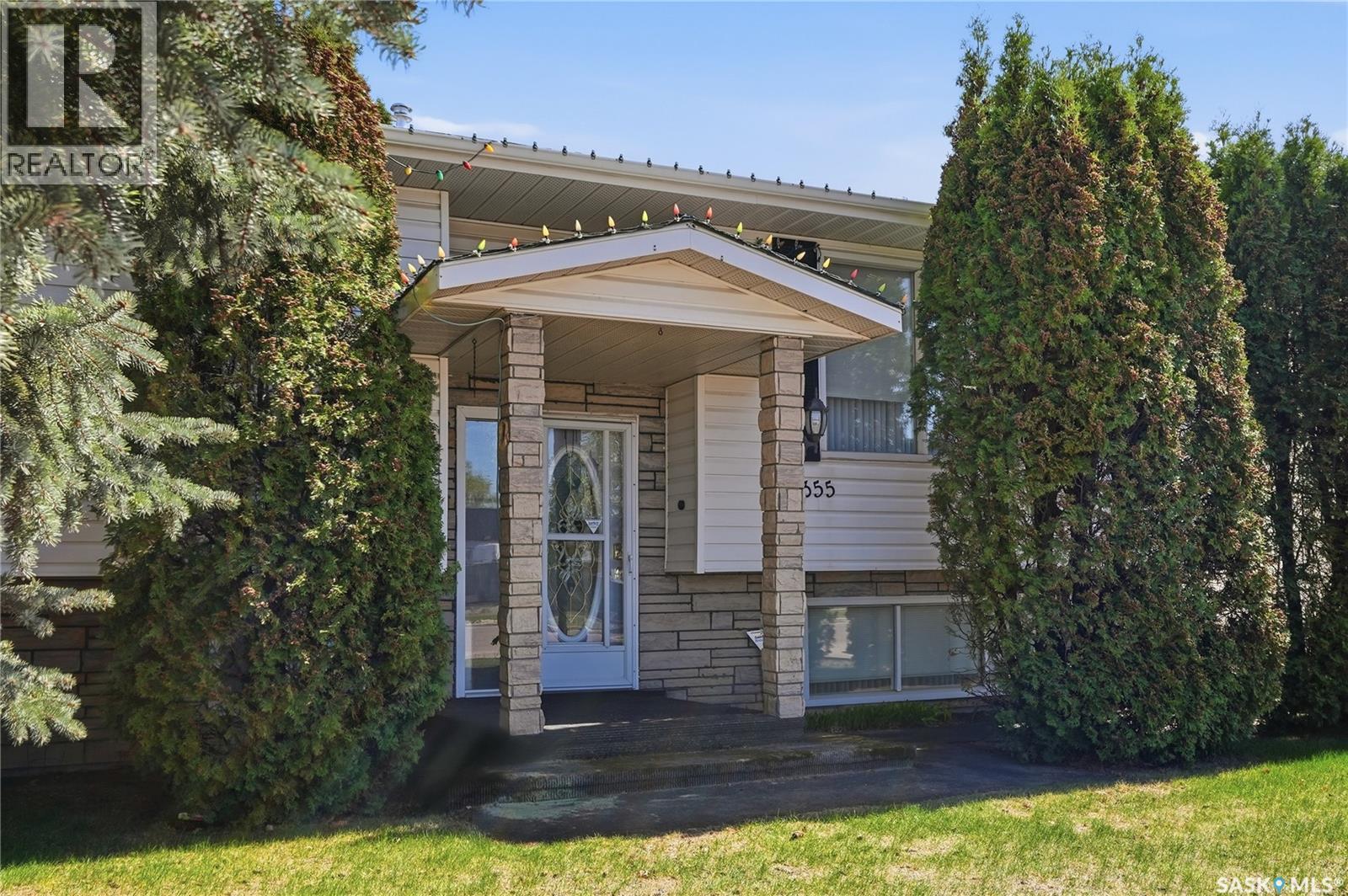 Additional image 3 of 3355 Fairlight Drive, Saskatoon, SK, S7N4M1