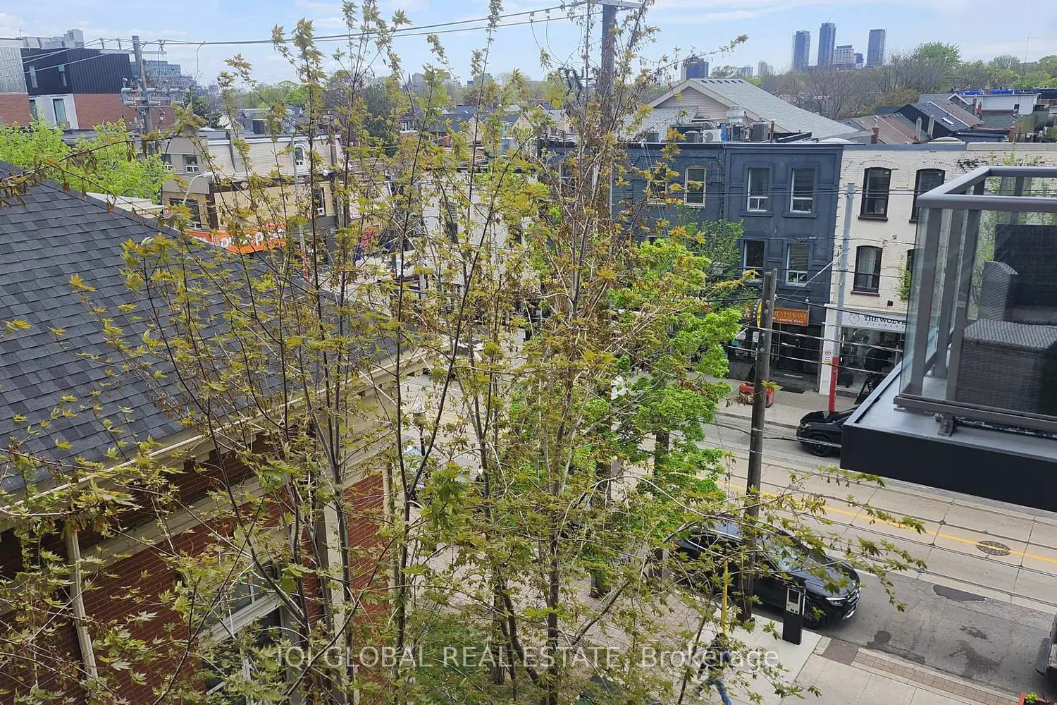 106 Dovercourt Road 407 photo 5