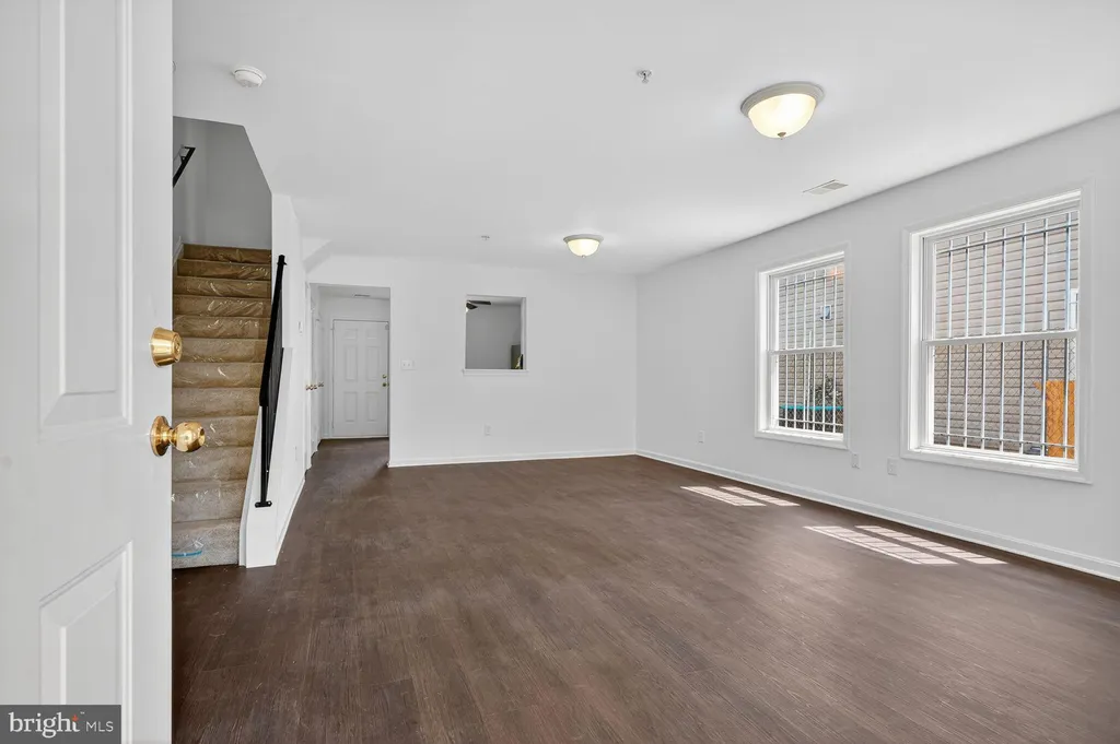 Additional image 9 of 227 54th Street NE, Washington, DC 20019